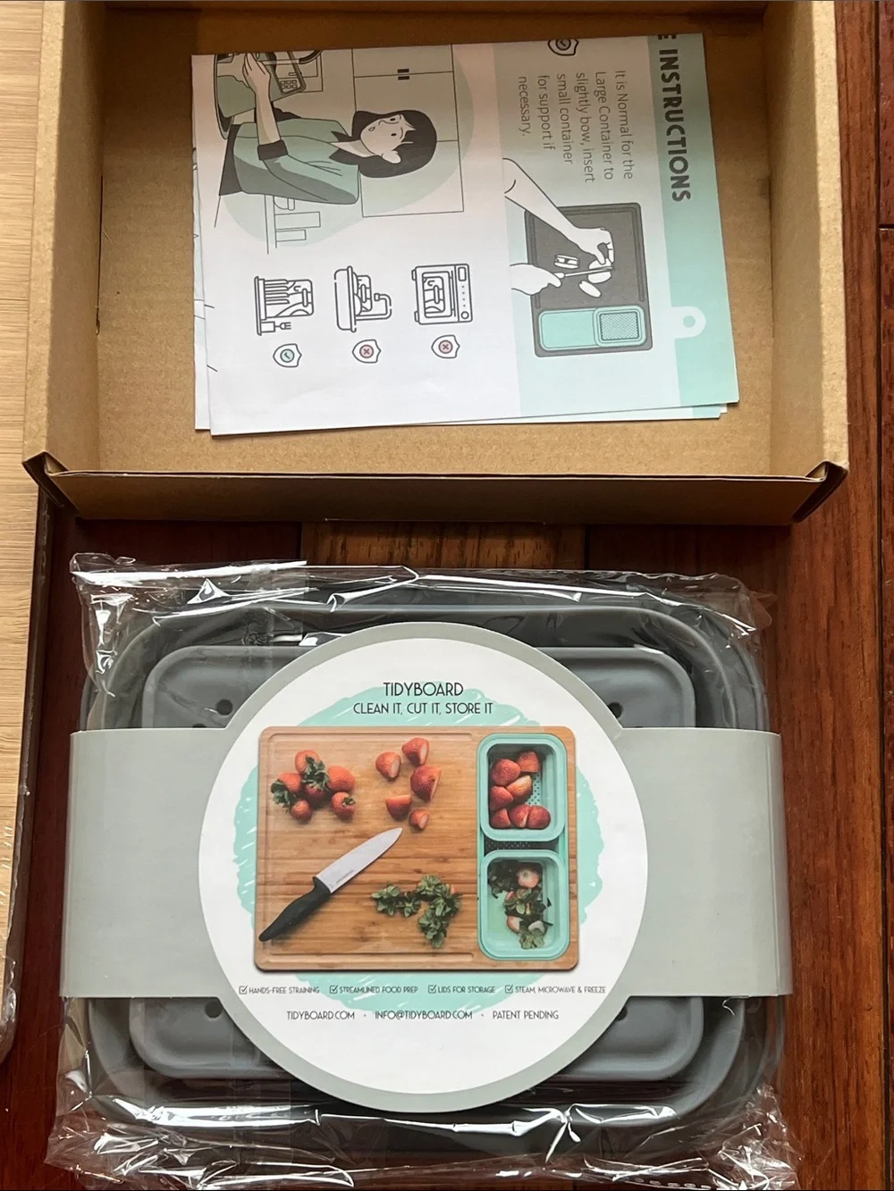 NWT TidyBoard Bamboo Cutting Board with Teal Prep Trays
